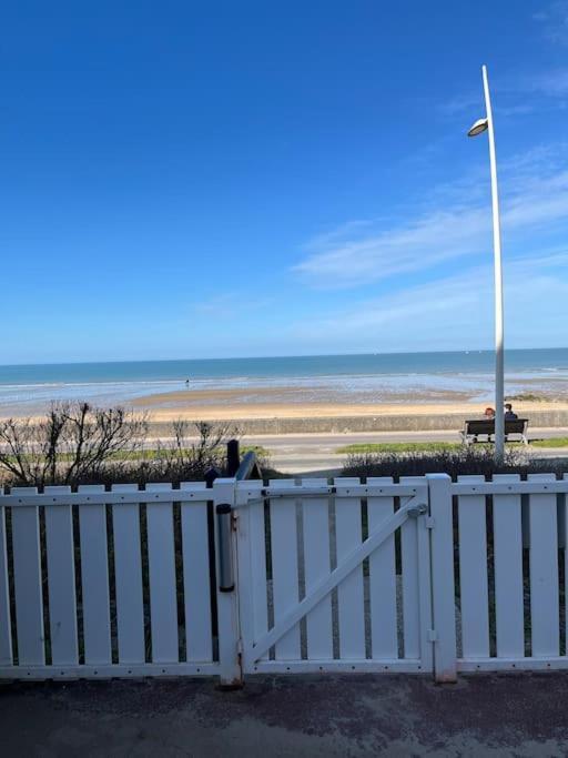 Appartement Douillet - Vue Mer - Piscine/ Tennis Cabourg Exterior foto